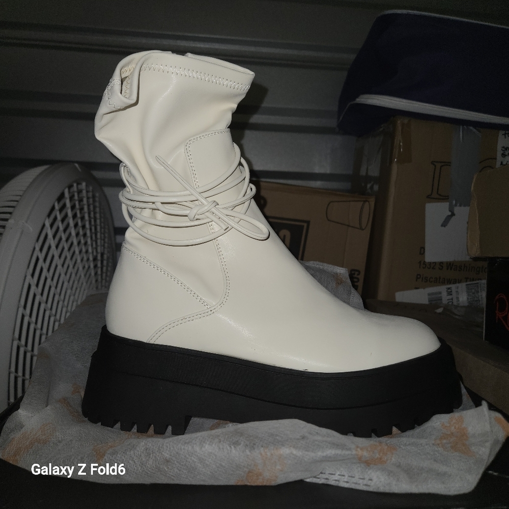Cool boots